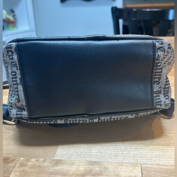 Juicy Couture Backpack - Picture 6 of 13